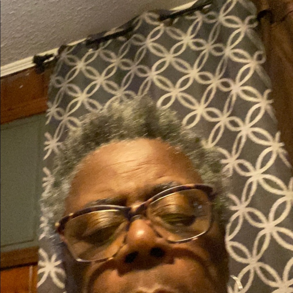 Meet your Posher, Dottie